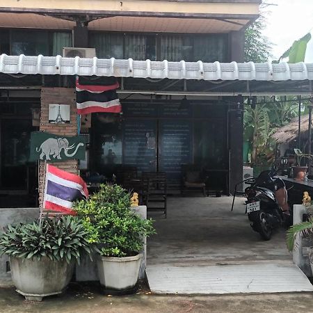 Sammy Seaview Mae Ramphueng Beach Front Golden Elephant บ้านช้างทองวิวทะเลหน้าหาดแม่รำพึง Ράγιονγκ Εξωτερικό φωτογραφία