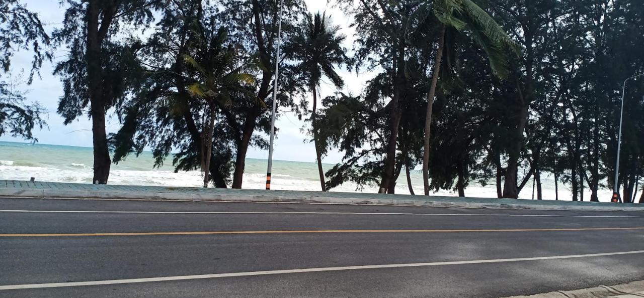 Sammy Seaview Mae Ramphueng Beach Front Golden Elephant บ้านช้างทองวิวทะเลหน้าหาดแม่รำพึง Ράγιονγκ Εξωτερικό φωτογραφία